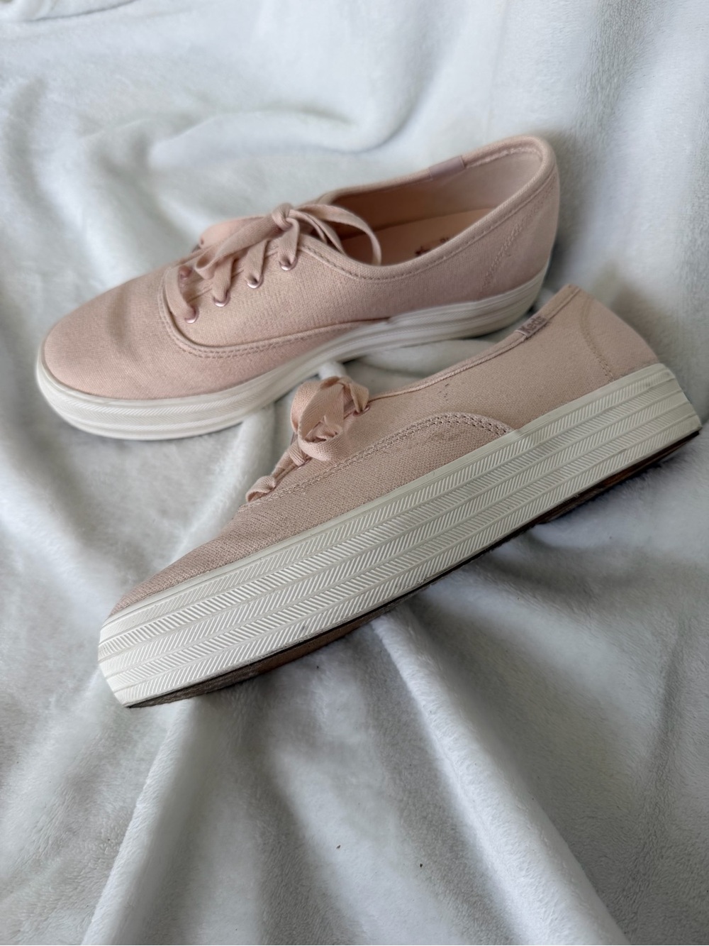 Keds Canvas Low-Top Sneakers in Dusty Pink - Picture 3 of 5